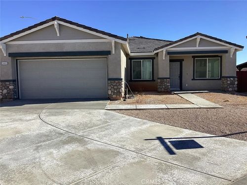 2446 Lugar Hermoso Ct, Rosamond, CA, 93560-5975 | Card Image