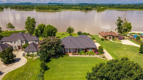 3 River Road Dr W, Mayflower, AR, 72106-8414 | Card Image