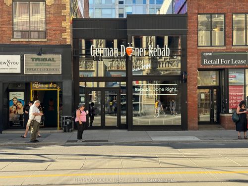 246 Queen St W, Toronto, ON, M5V1Z7 | Card Image
