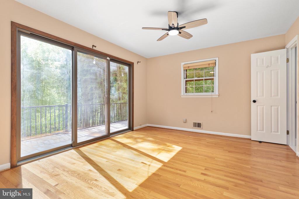 Residential in ROCKVILLE 2