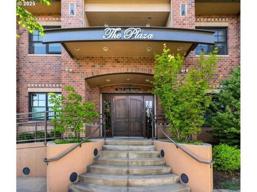 363 Sw Bluff Dr, Bend, OR, 97702-2606 | Card Image