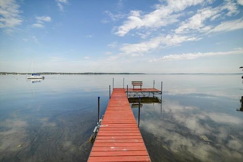 5026 Lake Mendota Dr, Madison, WI, 53705-1305 | Card Image