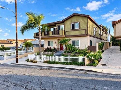 2516 Gates, Redondo Beach, CA, 90278 | Card Image