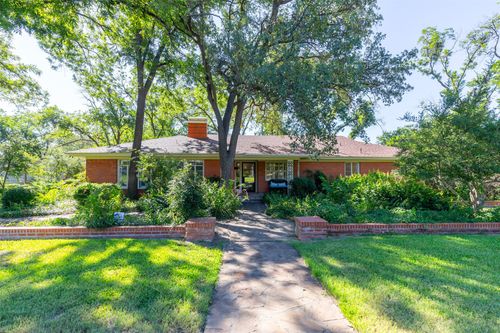 3765 Woodridge Dr, Abilene, TX, 79605-4943 | Card Image