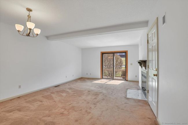 APT-61 - 489 Wolcott St, Condo with 2 bedrooms, 2 bathrooms and null parking in Bristol CT | Image 6
