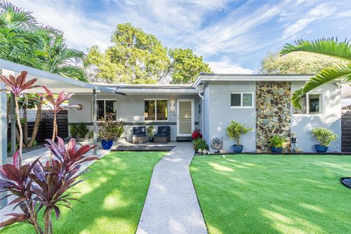 475 Nw 42nd St, Miami, FL, 33127-2839 | Card Image