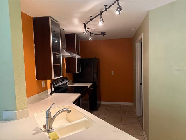 Kitchen | Image 35