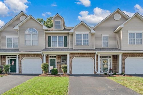 8711 Little Hoop Rd, Roanoke, VA, 24019 | Card Image