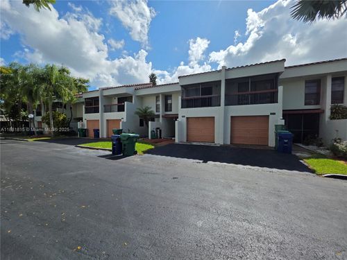 45-6509 Racquet Club Dr, Lauderhill, FL, 33319-5093 | Card Image