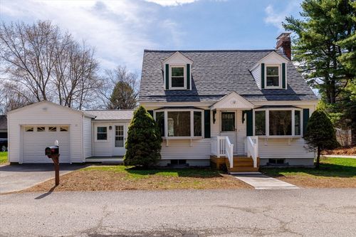 12 Brook St, Ayer, MA, 01432-1119 | Card Image