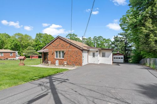 31 Highview Ter, Bloomingburg, NY, 12721-4314 | Card Image
