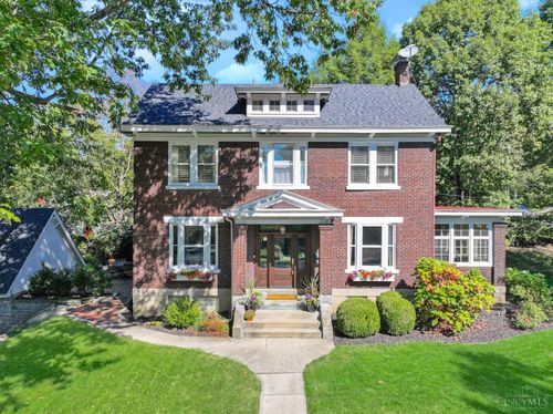 3290 Observatory Ave, Cincinnati, OH, 45208 | Card Image