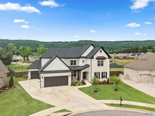 9122 Wagon Pass Way Se, Owens Cross Roads, AL, 35763-2504 | Card Image