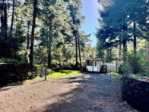 125 Sailor Ln, Florence, OR, 97439-8765 | Card Image