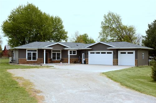 3313 Wubbens Rd, Toddville, IA, 52341-9716 | Card Image