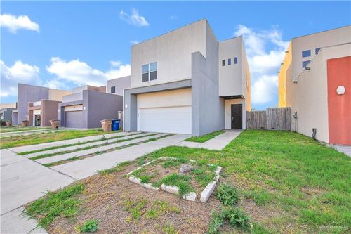5211 Shalom Dr, Edinburg, TX, 78539-4298 | Card Image