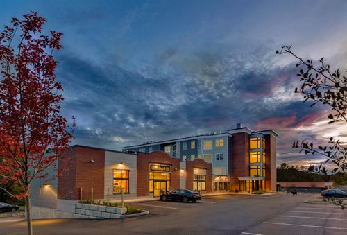 apt-107-195 Mechanic St, Lebanon, NH, 03766-1577 | Card Image