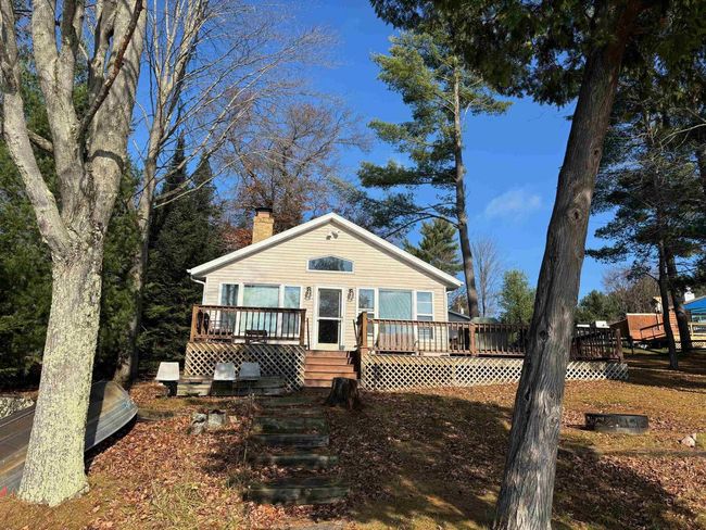 13763 Lake Shore Lane, House other with 2 bedrooms, 1 bathrooms and null parking in Mountain WI | Image 38