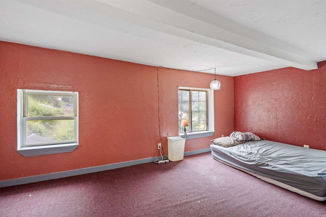 236 N Main St, House other with 3 bedrooms, 1 bathrooms and null parking in Franklin NH | Image 37