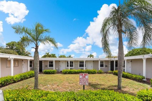 320 Ne 13th Ave, Boynton Beach, FL, 33435-3172 | Card Image