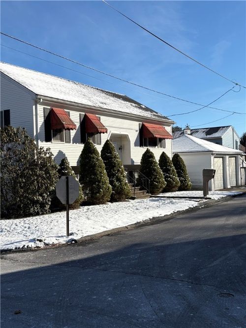 2 Valley St, Manville, RI, 02838-1207 | Card Image