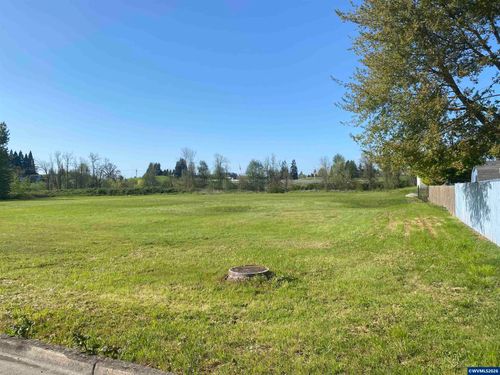 201 Whitney St, Stayton, OR, 97383 | Card Image
