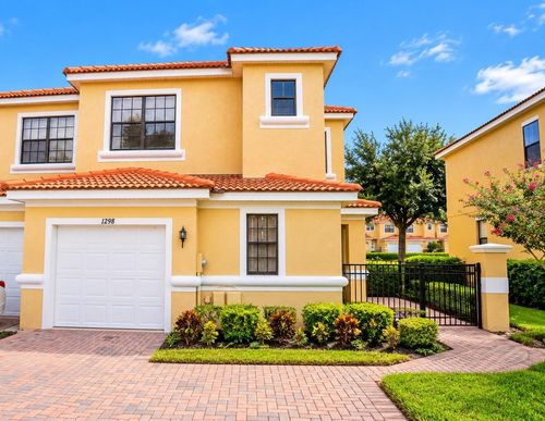 1298 Clove Dr, KISSIMMEE, FL, 34759-5406 | Card Image
