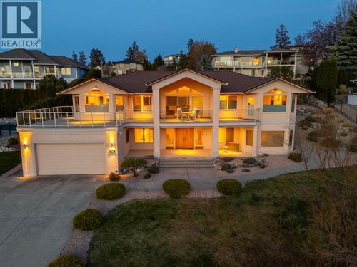 307 Sandpiper Crt, Kelowna, BC, V1W4K7 | Card Image
