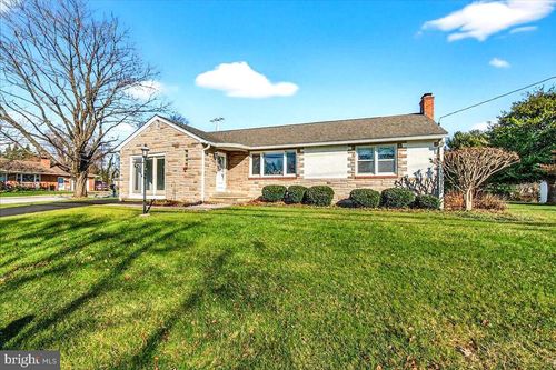 701 Park Ave, MOUNT AIRY, MD, 21771-5423 | Card Image