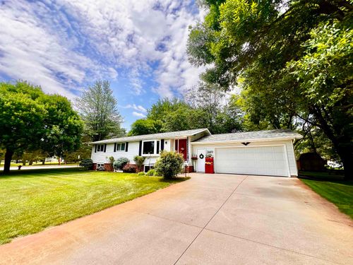 340 Hampton Cir, NEKOOSA, WI, 54457-1310 | Card Image