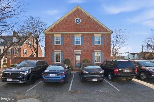 657 S Columbus St, ALEXANDRIA, VA, 22314-4162 | Card Image