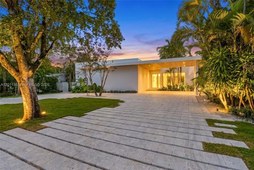 188 Cherokee St, Miami Springs, FL, 33166-5129 | Card Image