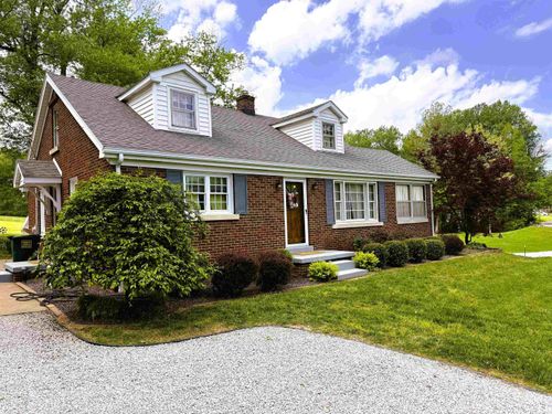 3210 Mesker Park Drive, Evansville, IN, 47720 | Card Image