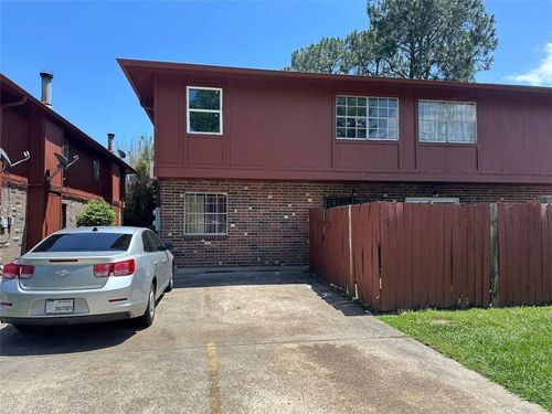 5645 Tullis Dr, New Orleans, LA, 70131-8875 | Card Image