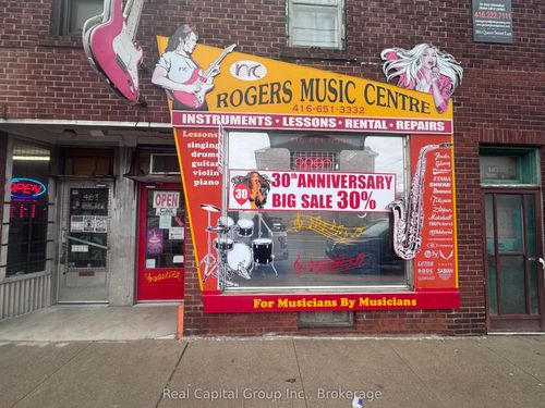 465 Rogers Rd, York, ON, M6M1A8 | Card Image