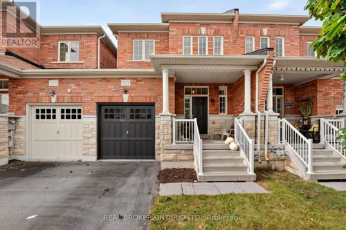 3231 Stoney Cres, Mississauga, ON, L5M0V4 | Card Image