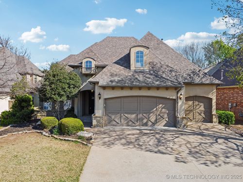 8665 E 104th Pl, Tulsa, OK, 74133-7086 | Card Image
