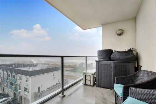 apt-5d-151 Beach 96th St, Rockaway Beach, NY, 11693-1358 | Card Image