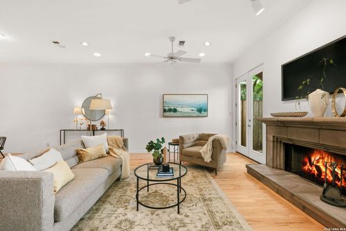 137-137 Saint Dennis Ave, San Antonio, TX, 78209-5253 | Card Image