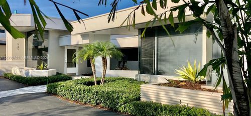 721 Ne 3rd Ave, Fort Lauderdale, FL, 33304-2619 | Card Image