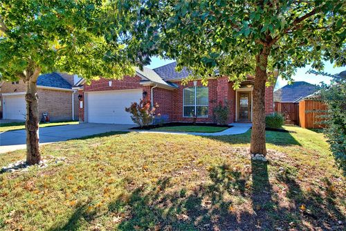 324 Atlanta Park Dr, Georgetown, TX, 78628-7172 | Card Image