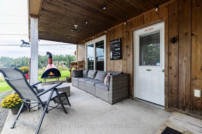 5601 Centennial Lake Rd, House other with 3 bedrooms, 3 bathrooms and 6 parking in Griffith ON | Image 35