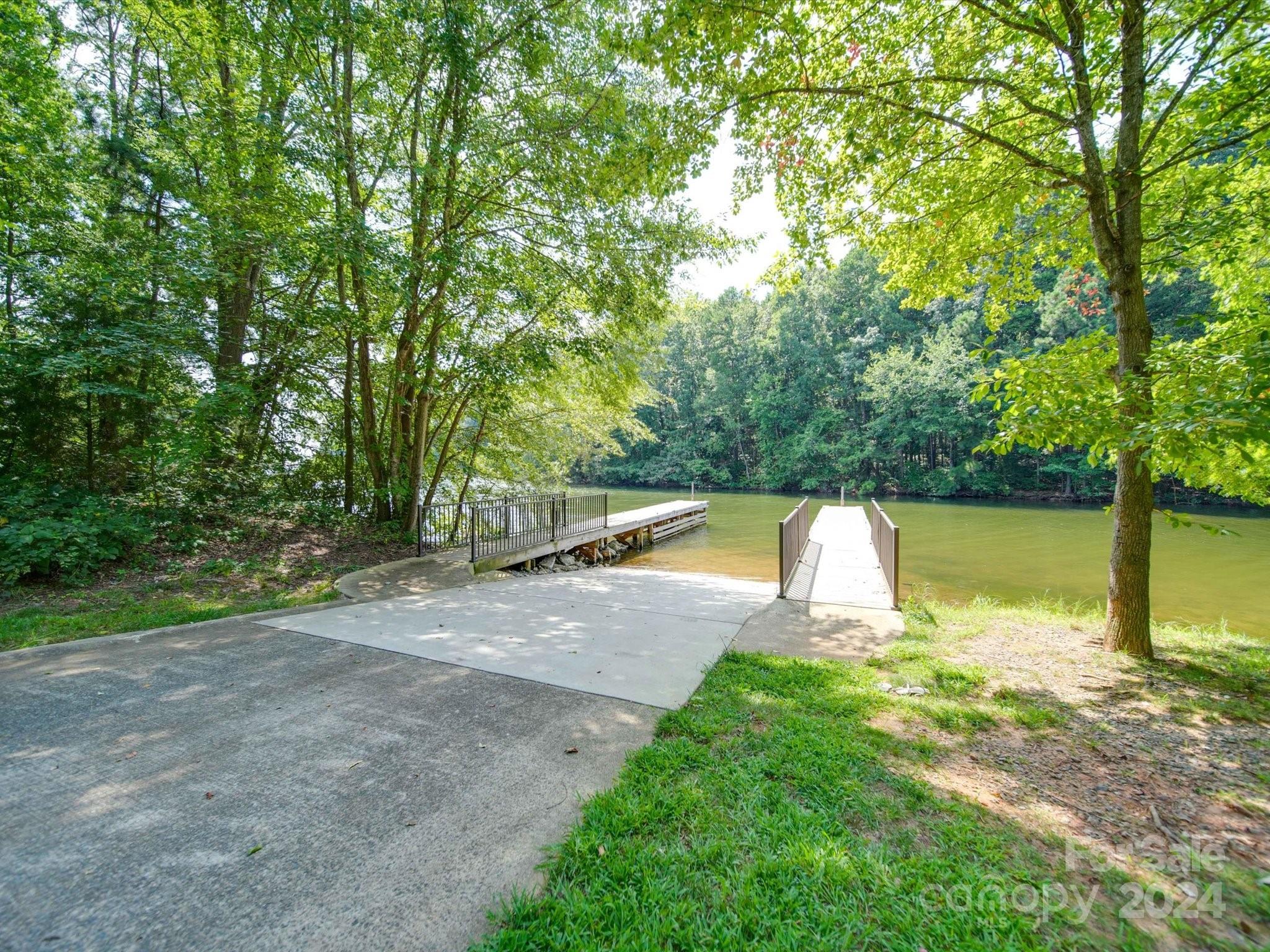 Juanita Ln, Cornelius, NC 28031