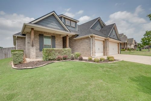 1909 None Wye St, Yukon, OK, 73099 | Card Image