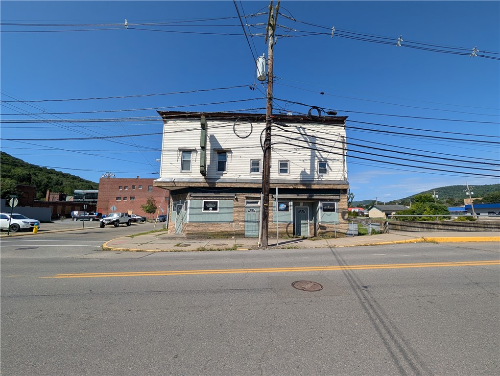 Commercial Sale in Bradford City