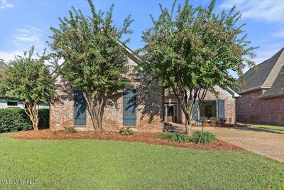 02-111 Southampton Cir | Image 2