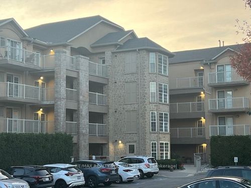 306-1470 Bishops Gate, Oakville, ON, L6M4N2 | Card Image