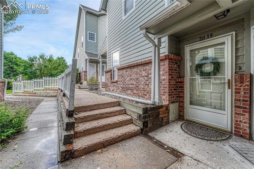 2039 Palm Dr, Colorado Springs, CO, 80918-7870 | Card Image
