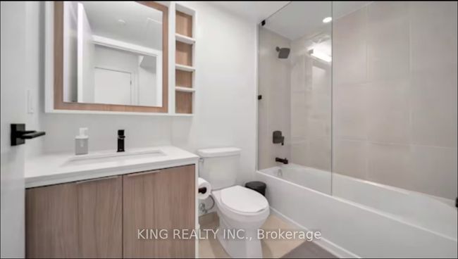 425 - 36 Zorra St, Condo with 3 bedrooms, 2 bathrooms and null parking in Etobicoke ON | Image 16
