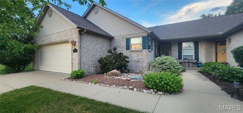 4574 Elk Meadows Ln, Smithton, IL, 62285-2938 | Card Image